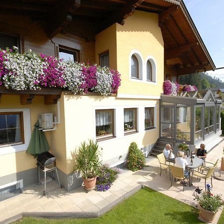 Haus Silvia Hotel Flachau Bagian luar foto