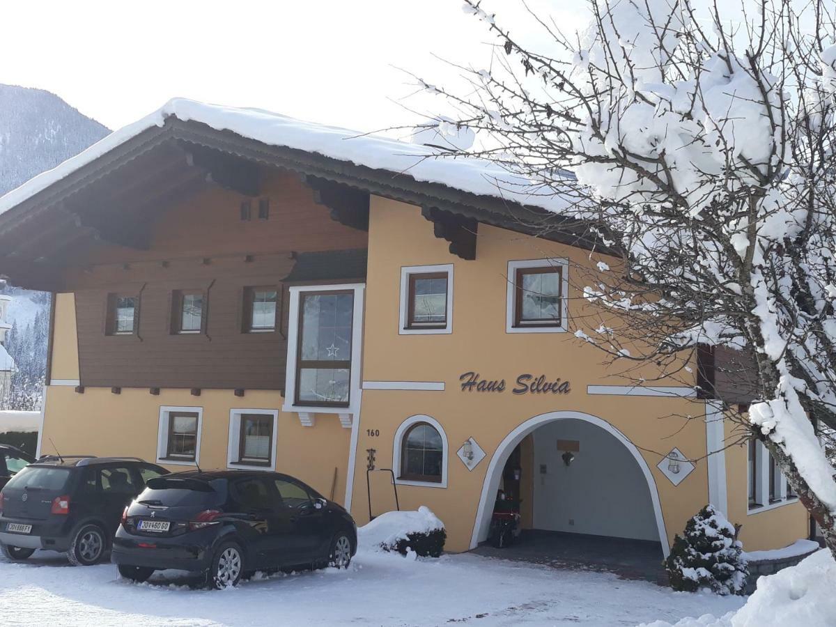 Haus Silvia Hotel Flachau Bagian luar foto