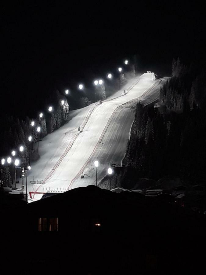 Haus Silvia Hotel Flachau Bagian luar foto