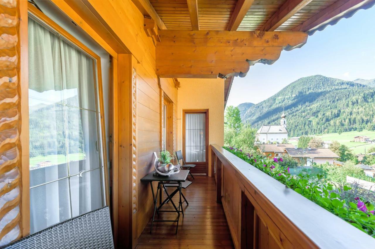 Haus Silvia Hotel Flachau Bagian luar foto