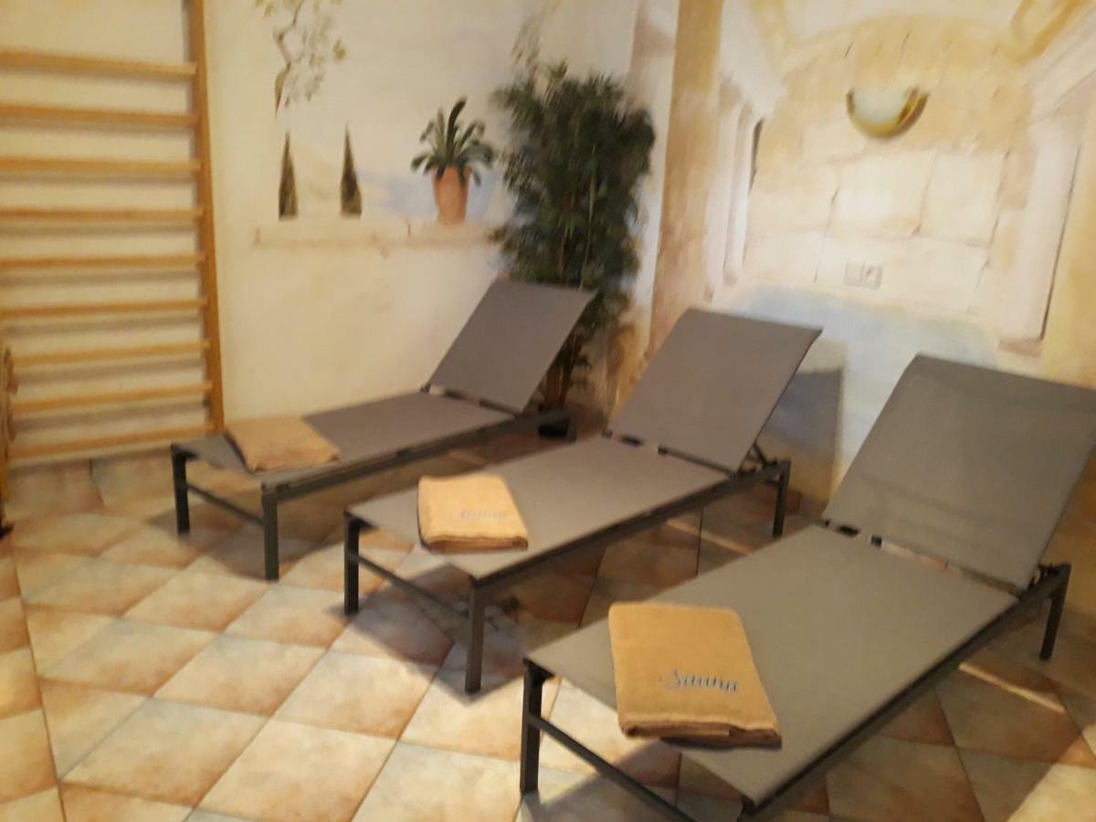 Haus Silvia Hotel Flachau Bagian luar foto
