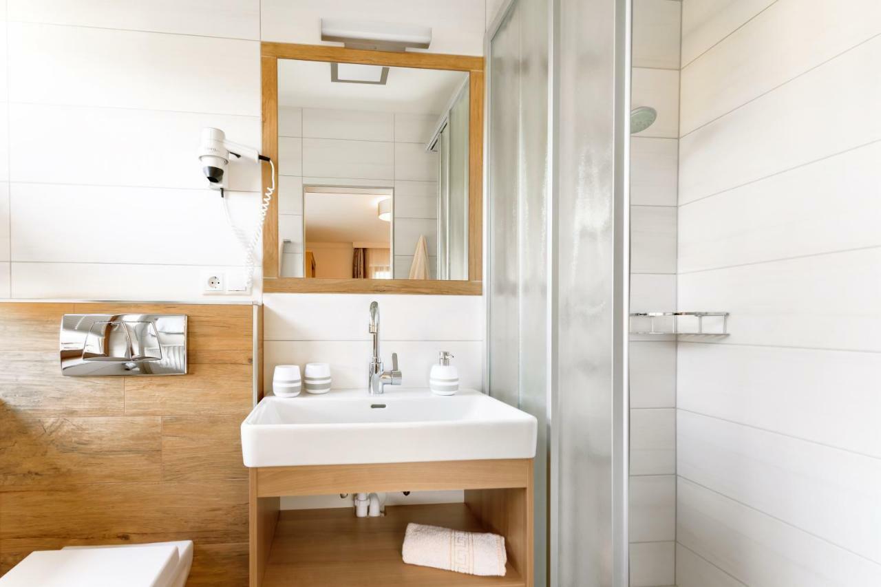 Haus Silvia Hotel Flachau Bagian luar foto
