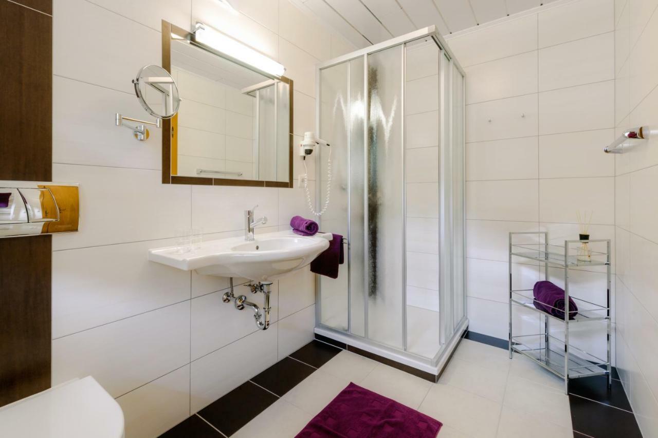 Haus Silvia Hotel Flachau Bagian luar foto